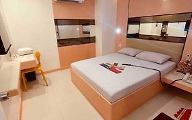 Hotel Sogo Aurora Cubao